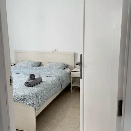 Lava Family Puerto del Carmen (Lanzarote)